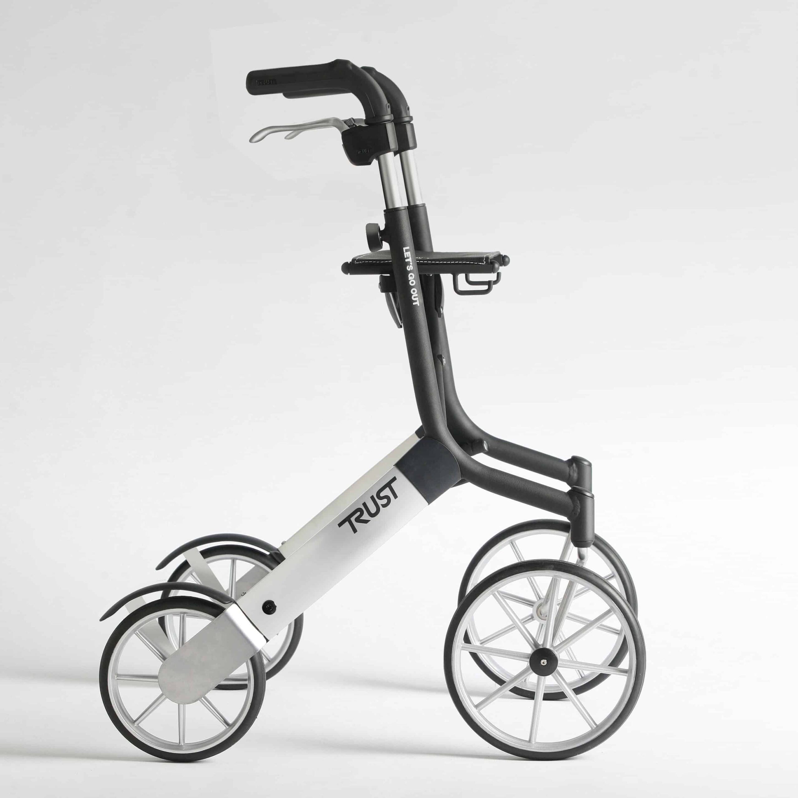 Lets-go-out-rollator-svart-silver.jpg