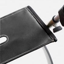 Sits-röd-rullator-lets-go-out-trustcare.jpg